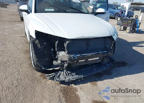 2018 Audi Q5 2.0T Premium/2.0T Tech Premium z USA, uszkodzony, nr VIN WA1BNAFY9J2096370